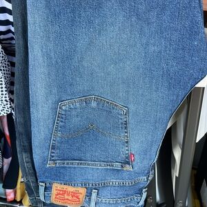Levi's Relaxed Blue Jeans Classic Style
